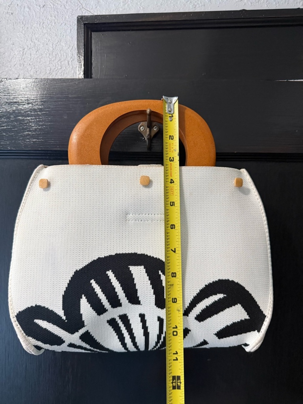 Leslie Evers Colorful Floral Tote Bermuda-style Handbag with 3 reversible covers - Picture 6 of 11